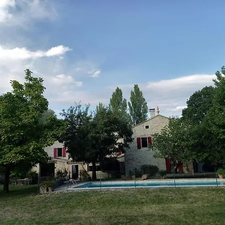 Hébergement de vacances Ancien Moulin Drome Provencale *